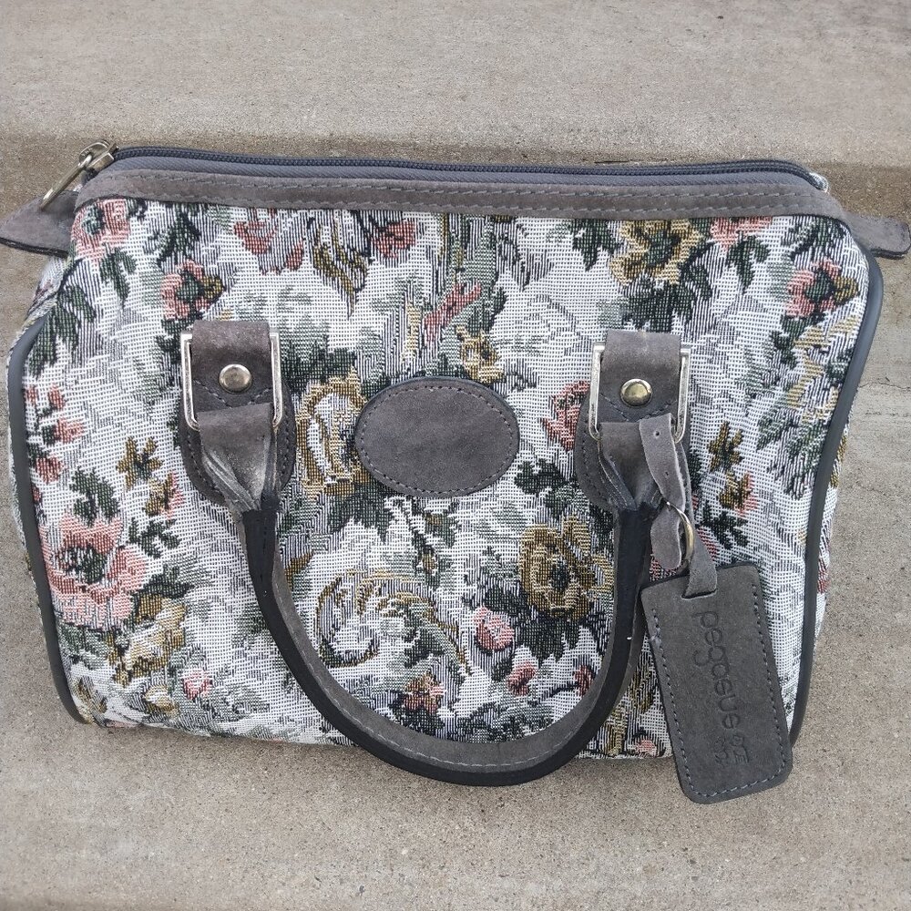 PEGASUS Carry On Handbag